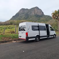 Unidad turística con paisaje de montaña